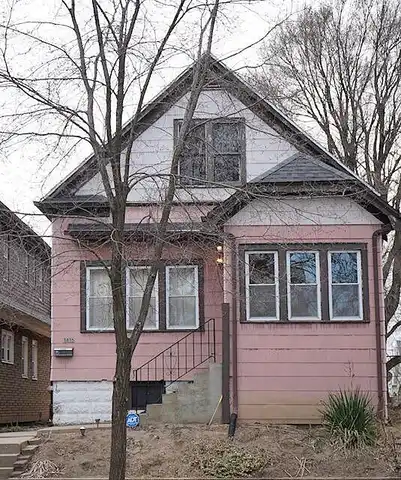33Rd, MILWAUKEE, WI 53215
