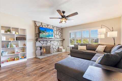 Woodglen Vista, SANTEE, CA 92071