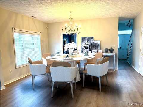 Creff, COLONIAL HEIGHTS, VA 23834