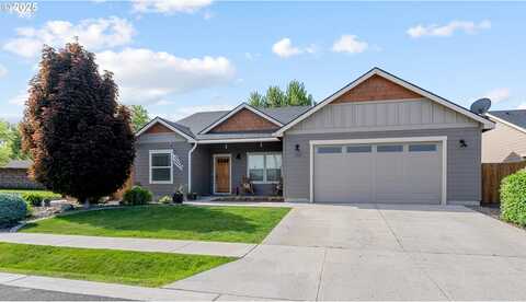 Olive, HERMISTON, OR 97838