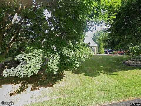 Woodlawn, EMMAUS, PA 18049