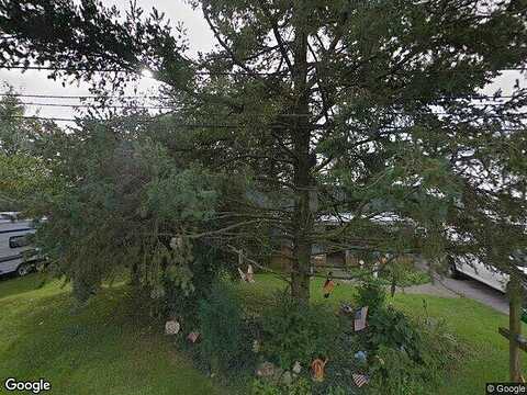 Hillcrest, WHITEHALL, PA 18052