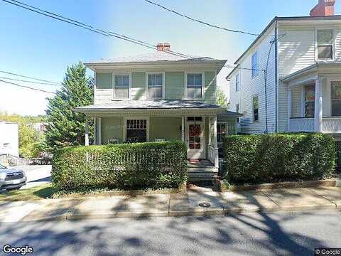 Lewis, STAUNTON, VA 24401