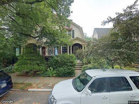 Maple, BETHLEHEM, PA 18017