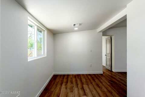 Michigan, TUCSON, AZ 85714