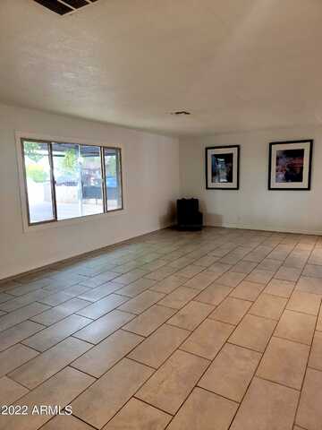 Holly, PHOENIX, AZ 85009