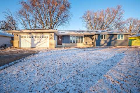 Thomas, HUTCHINSON, MN 55350