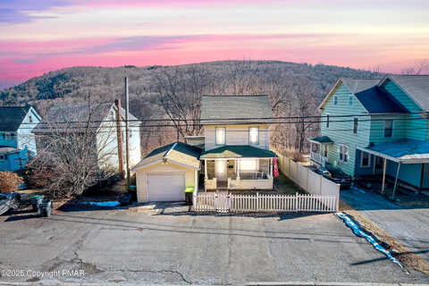 1St, LEHIGHTON, PA 18235