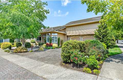Sand, EUGENE, OR 97401