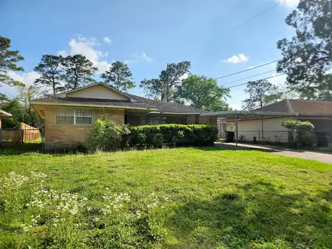 Lockern, HOUSTON, TX 77016