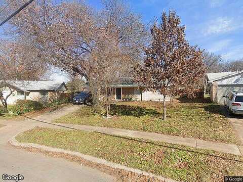 Falling Leaves, DUNCANVILLE, TX 75116