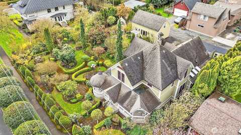 Avenue D, SNOHOMISH, WA 98290