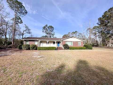 Hall, LYONS, GA 30436