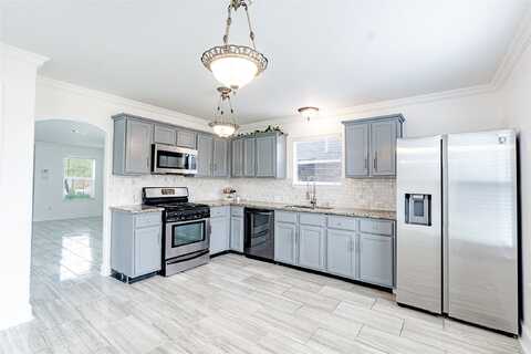Mistissin, HOUSTON, TX 77053