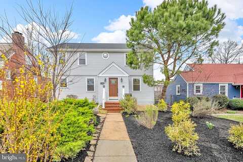 8Th, ARLINGTON, VA 22204