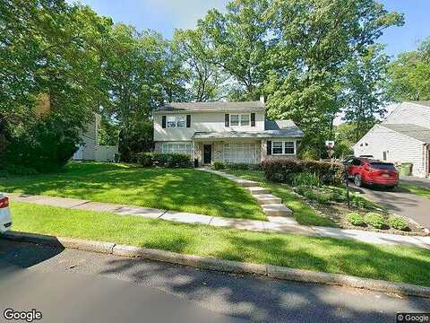 Bruce, DRESHER, PA 19025