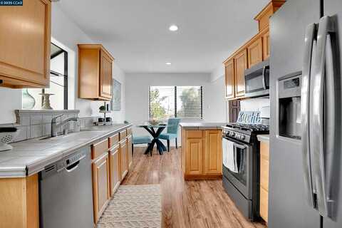 Birch, MARTINEZ, CA 94553