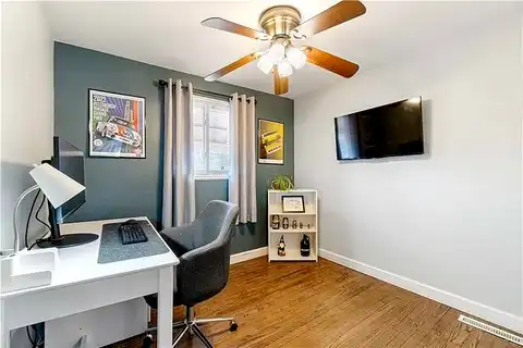 Castle, PITTSBURGH, PA 15234