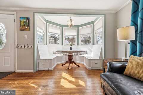 Woodland, ABINGTON, PA 19001