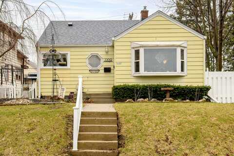 64Th, MILWAUKEE, WI 53219
