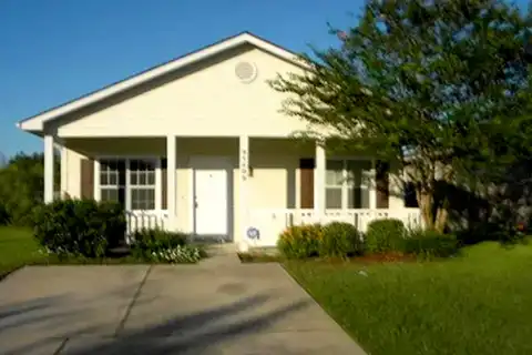 Berry Vine, TOMBALL, TX 77375