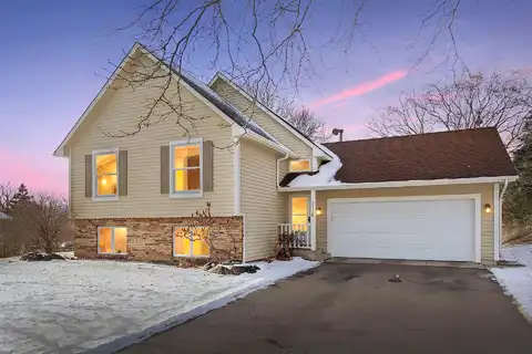Black Oaks, MINNEAPOLIS, MN 55447