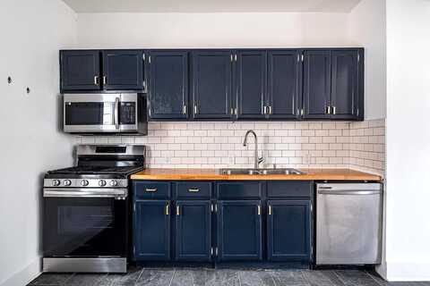 81St, MILWAUKEE, WI 53219