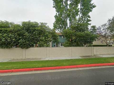 Berkshire, HUNTINGTON BEACH, CA 92646