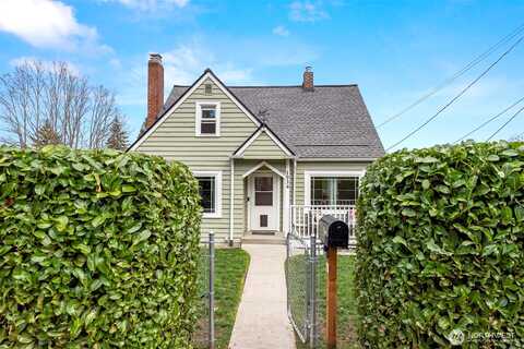 Callow, BREMERTON, WA 98312