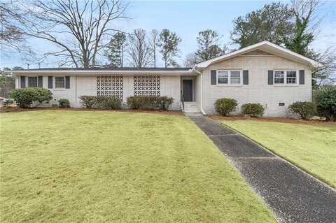 Lucky, MABLETON, GA 30126