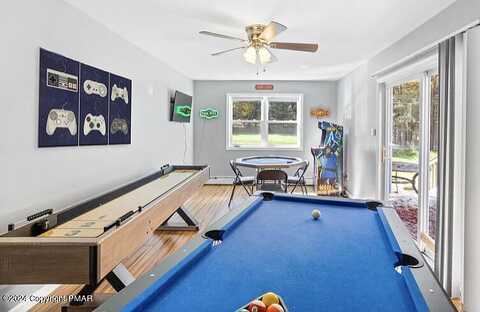 Red Oak, LONG POND, PA 18334