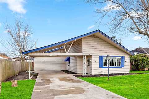 Avenue L, SOUTH HOUSTON, TX 77587