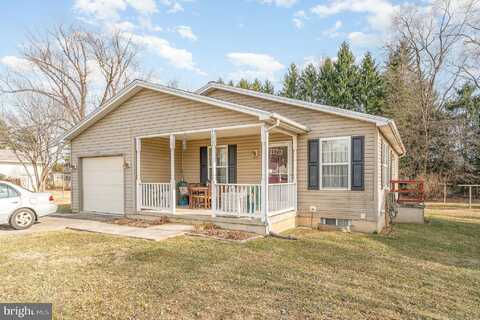 Harriet, CARLISLE, PA 17013