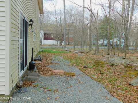 Waterfront, TOBYHANNA, PA 18466