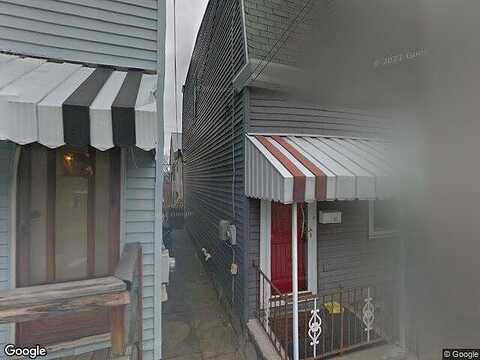 Cabinet, PITTSBURGH, PA 15201