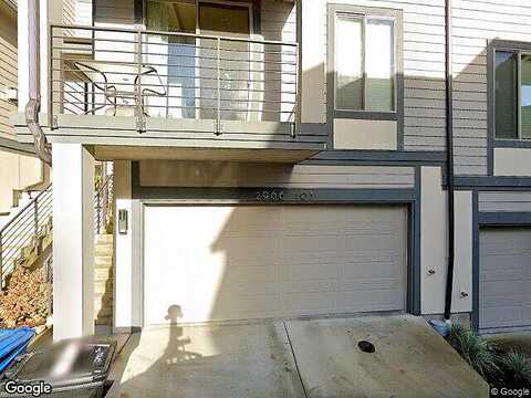 76Th, MERCER ISLAND, WA 98040