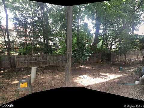 Fox Lake, FAIRFAX, VA 22033