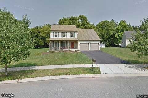 Holly, LANCASTER, PA 17602