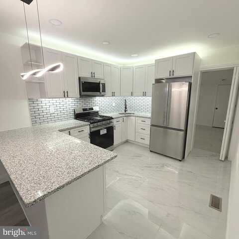 58Th, PHILADELPHIA, PA 19139