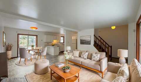 Deerwood, TOBYHANNA, PA 18466