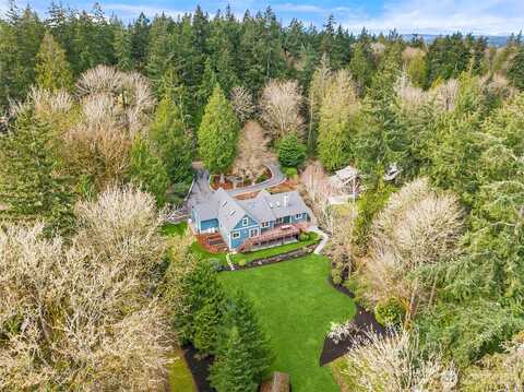 Knight, BAINBRIDGE ISLAND, WA 98110