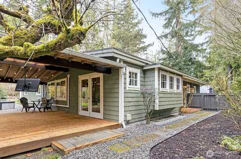 Battle Point, BAINBRIDGE ISLAND, WA 98110