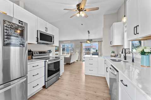 Florida, MINNEAPOLIS, MN 55445