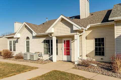 Clover, SAINT CHARLES, MN 55972