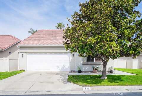 Rubi, SAN JACINTO, CA 92583