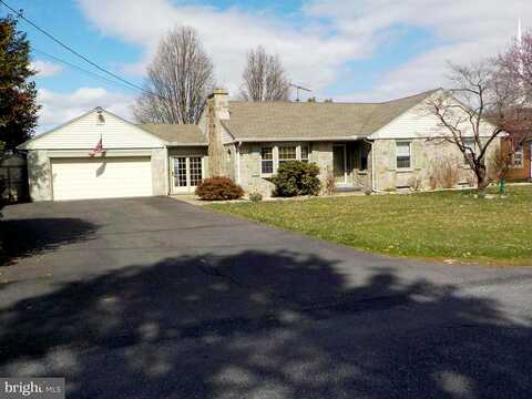 Bruce, MOUNT JOY, PA 17552