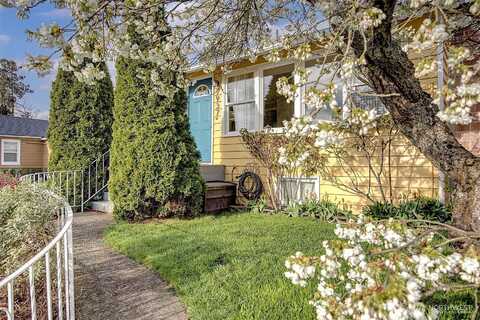 44Th, SEATTLE, WA 98118
