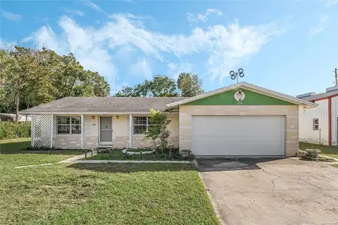 Winogene, UMATILLA, FL 32784