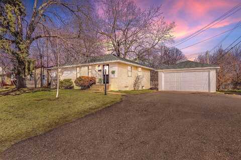 Lee, MINNEAPOLIS, MN 55429