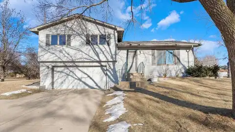 Laurel, SAINT CLOUD, MN 56303